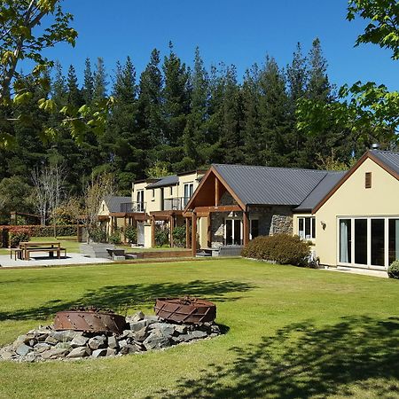Maple Lodge Luxury Bed & Breakfast Albert Town Eksteriør bilde