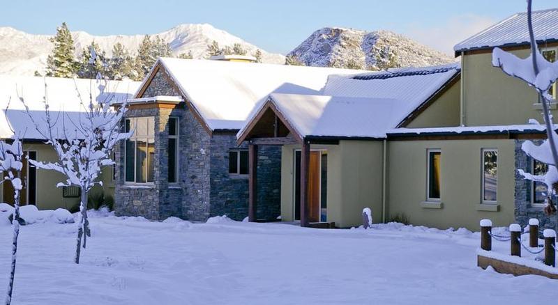 Maple Lodge Luxury Bed & Breakfast Albert Town Eksteriør bilde