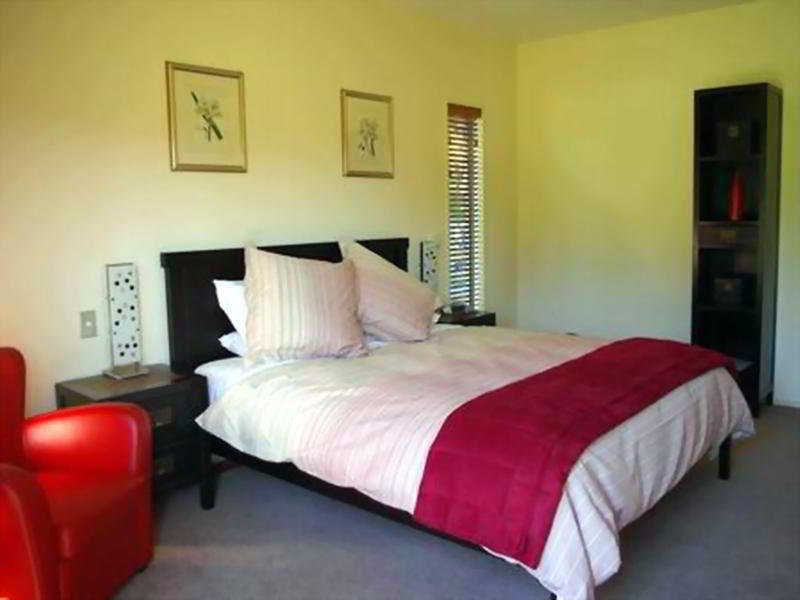 Maple Lodge Luxury Bed & Breakfast Albert Town Eksteriør bilde