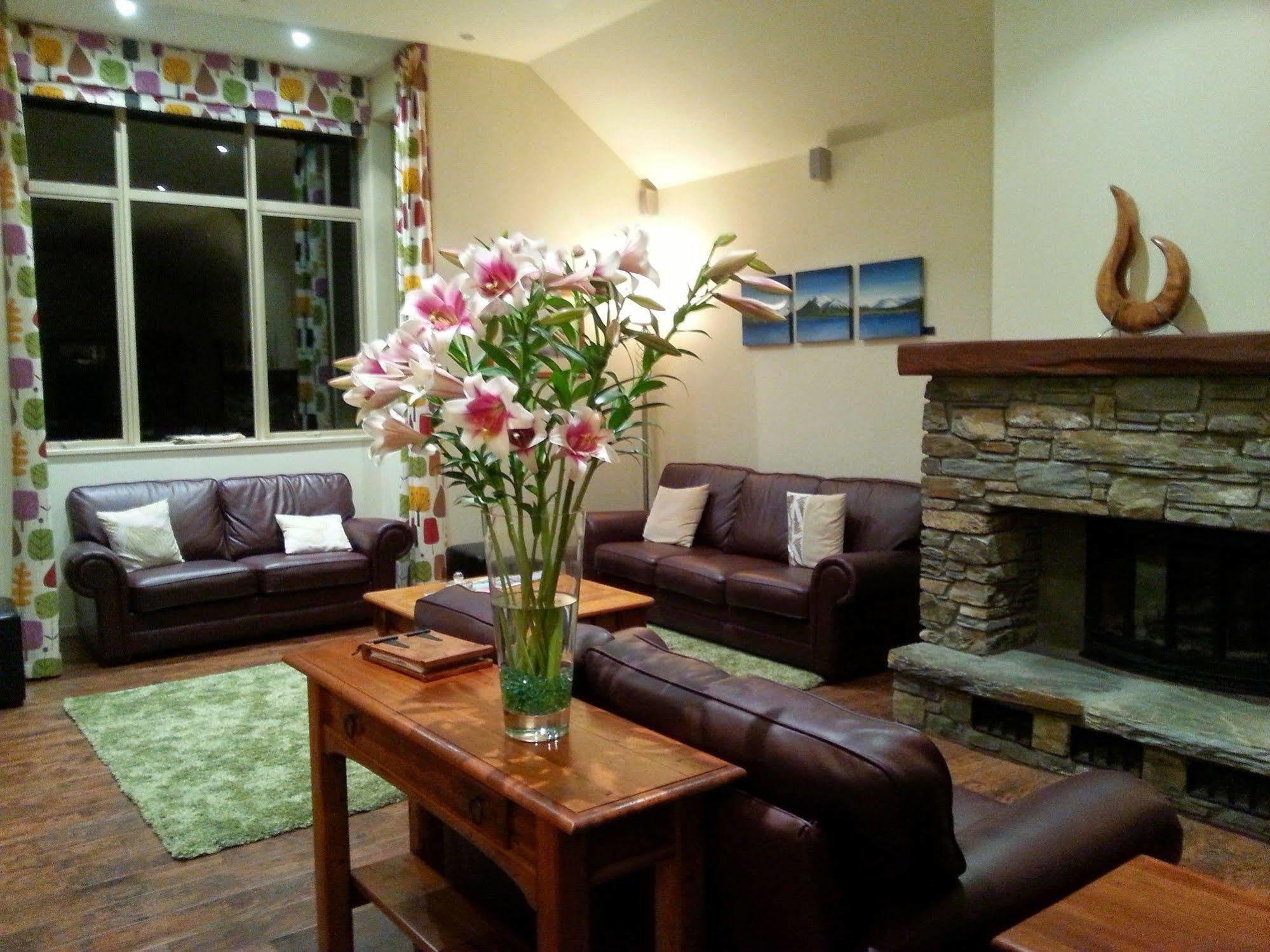 Maple Lodge Luxury Bed & Breakfast Albert Town Eksteriør bilde