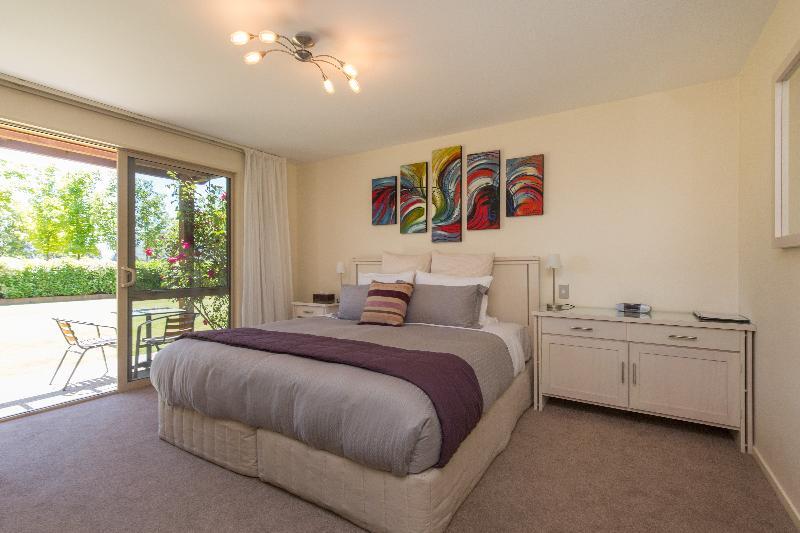 Maple Lodge Luxury Bed & Breakfast Albert Town Eksteriør bilde